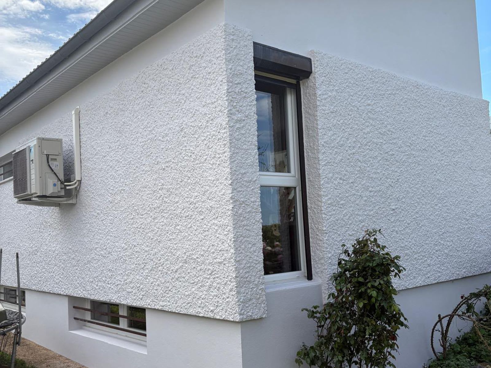 Ravalement de facade binges 21270 après